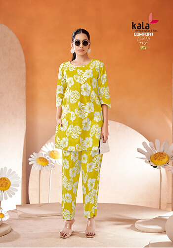 Women Wearing Co-ord Printed Cotton Kurti & Pent Set