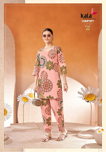 Women Wearing Co-ord Printed Cotton Kurti & Pent Set